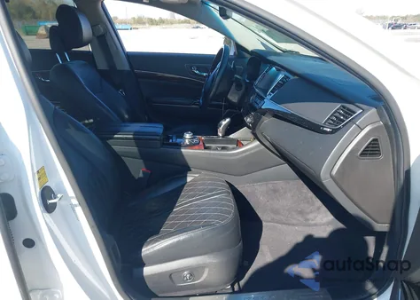 2016 Kia K900 Luxury 5.0L из США, поврежденный, VIN KNALW4D41G6031200